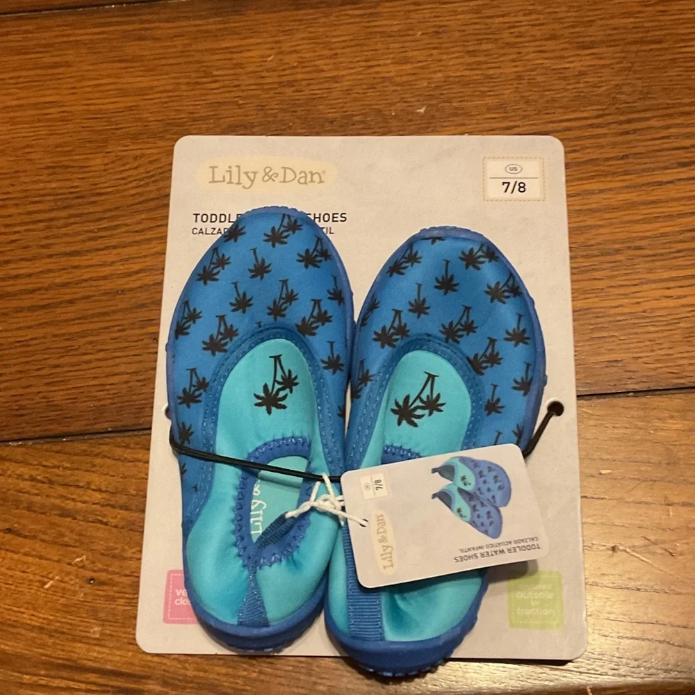 New with tags, Lily and Dian  water shoes for boys size 7/8